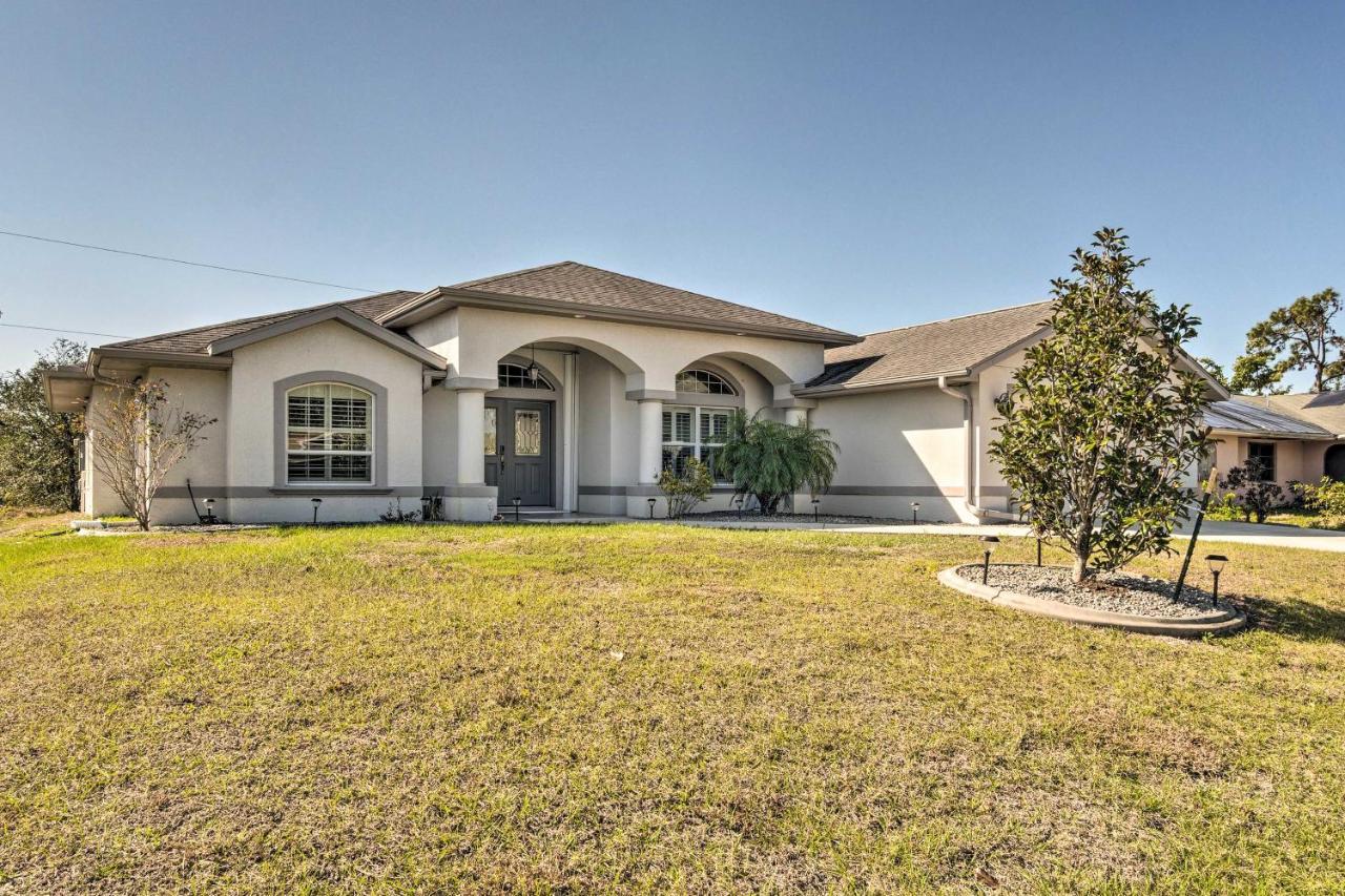 Beautiful Port Charlotte Home, 6 Mi To Beach! Exterior photo